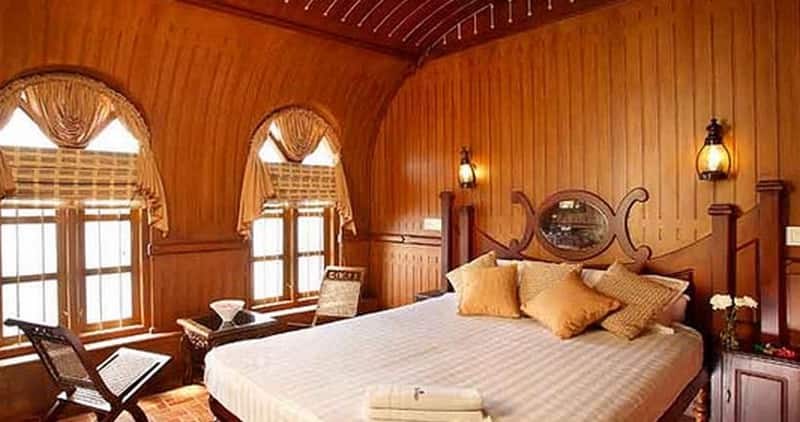 Kerala Canoe Tourism Houseboat, Alleppey 5